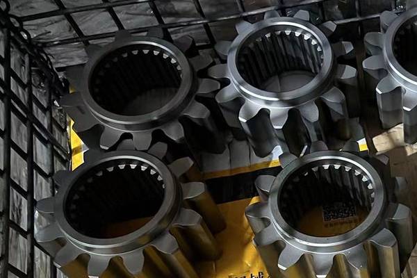 华齿：严选优质材料，筑牢大型齿轮加工性能根基