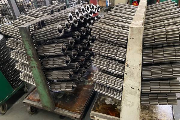 推土机终传动齿轮的抗冲击性能提升方案